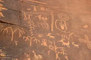 Petroglyph Prints: Native American petroglyphs, Valley of Fire State Park