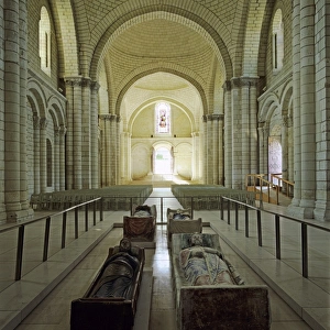 Nave Prints: Nave of Abbey Church with effigies of Plantagenet monarchs