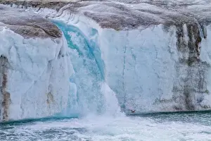 Crystal Clear Prints: The Negribreen (Negri Glacier)