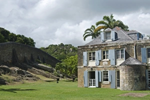 Images Dated 18th November 2009: Nelsons Dockyard, Antigua, Leeward Islands, West Indies, Caribbean, Central America