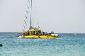 Submarine Prints: Neptunus a type of submarine for tourists to view wrecks and underwater life