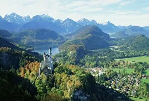 Images Dated 30th July 2008: Neuschwanstein and Hohenschwangau castles