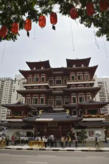 China Town Prints: New Buddha Tooth Relic Temple and Museum on South Bridge Road