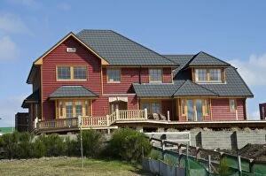 Images Dated 3rd March 2009: New homes, Port Stanley, Falkland Islands, South America