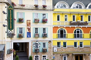 Images Dated 21st August 2008: New modern housing in the trendy Podil district of the city, Kiev, Ukraine, Europe