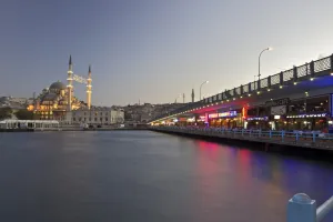 Images Dated 24th August 2010: The New Mosque, Istanbul, Turkey, Europe, Eurasia
