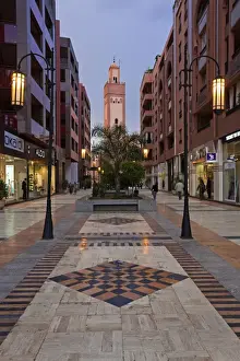 Centre Prints: New shopping center and apartments in the wealthy area of Gueliz in Marrakesh