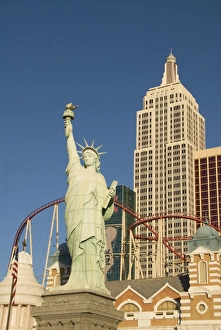 New York-New York Hotel and replica of Statue of Liberty, Las Vegas, Nevada