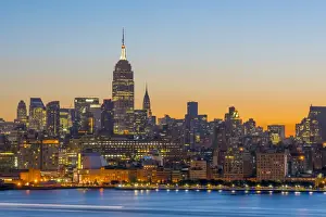 New York skyline with Midtown, Manhattan and Empire State Building viewed across Hudson River