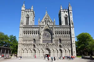 Images Dated 24th June 2009: The Nidaros Cathedral, Trondheim, Sor-Trondelag, Norway, Scandinavia, Europe