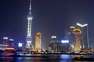 Images Dated 21st January 2008: Night view from the Bund, Shanghai, China, Asia