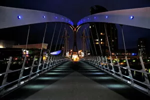 Images Dated 10th June 2008: Night view of The Lowry Bridge over the Manchester Ship Canal, Salford Quays