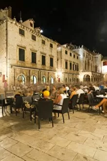 Images Dated 7th August 2010: Nightlife, Dubrovnik, Dubrovnik-Neretva county, Croatia, Europe
