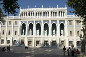 Nizami Museum, with statues of Azeri writers on front of Literature Museum