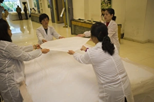 Images Dated 18th November 2008: No. 1 Silk Factory, Suzhou, Jiangsu, China, Asia