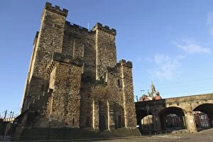 Newcastle Upon Tyne Collection: Norman era castle keep, built by King Henry II from 1168 to 1178, Newcastle-upon-Tyne