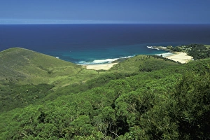 Images Dated 11th February 2009: North and South Era Beaches at the worlds second oldest national park dating from 1879