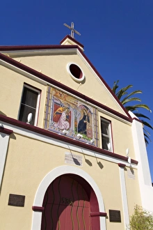 Images Dated 1st February 2009: Nuestra Senora Reina de Los Angeles church, El Pueblo de Los Angeles Historical Monument