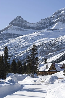 Images Dated 22nd February 2008: Num-Ti-Jah Lodge, Banff National Park, UNESCO World Heritage Site, Rocky Mountains