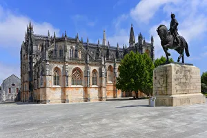 14th Century Gallery: Nuno Alvares Pereira equestrian statue, Dominican Monastery of Batalha