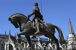 Batalha Prints: Nuno Alvares Pereira statue, Battle of Ajubarrota victor in 1385, at Batalha Abbey