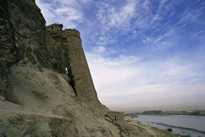 Iraqi Prints: Nur El Din castle