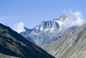 Himalaya Prints: Nyelam Valley