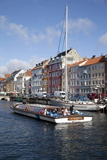 Nyhavn Prints: Nyhavn and riverboat, Copenhagen, Denmark, Scandinavia, Europe