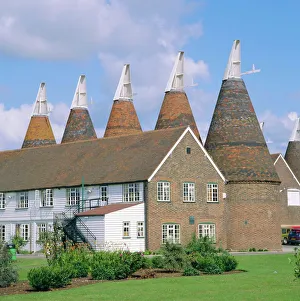 Kent Prints: Oast Houses, Whitbread Hop Centre, East Peckham, Kent, England