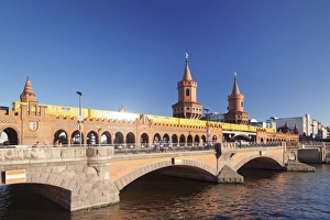 Oberbaum Bridge between Kreuzberg and Friedrichshain, Metro Line 1, Spree River, Berlin