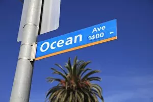Images Dated 25th February 2010: Ocean Avenue, Santa Monica, Los Angeles, California, United States of America