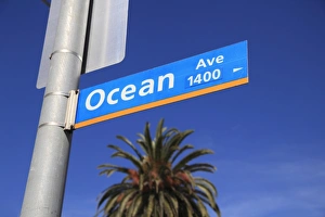 Santa Monica Prints: Ocean Avenue, Santa Monica, Los Angeles, California, United States of America