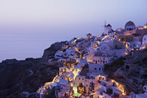 Oia (Ia) village and windmill, Santorini, Cyclades, Greek Islands, Greece, Europe