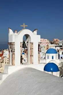 Images Dated 14th May 2009: Oia, Santorini, Cyclades Islands, Greek Islands, Greece, Europe