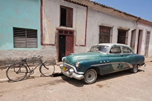 Bicycles Prints: Old 1950s car, Remedios, Cuba, West Indies, Central America
