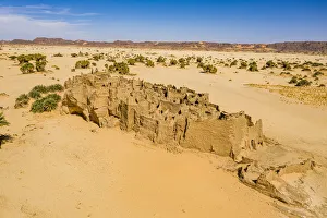 Deserts Prints: Old abandoned fort in Djado, Tenere Desert, Sahara, Niger, Africa