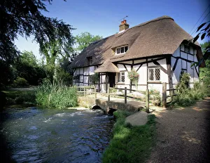 Cottage Prints: Old Alresford, Hampshire, England, United Kingdom, Europe