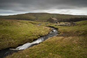 Barn Prints: Old barn above Wharfedale, North Yorkshire, Yorkshire, England, United Kingdom, Europe