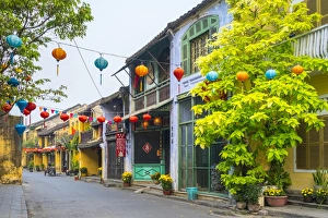 Hoi An Prints: Old buildings in Hoi An Ancient Town