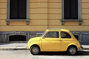 Images Dated 28th June 2009: Old Car, Fiat 500, Italy, Europe