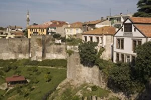 Images Dated 3rd October 2009: Old city walls, Trabzon, Anatolia, Turkey, Asia Minor, Eurasia