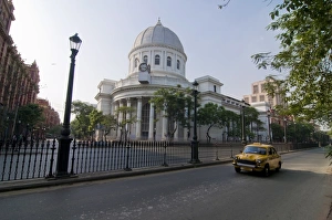 Old colonial building, Kolkata, West Bengal, India, Asia