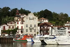 Images Dated 7th September 2008: Old colourful buildings along marina, Ciboure, Pyrenees Atlantique, France, Europe