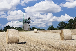 Hay Bale Prints: Old Dutch windmill, Nebel, Amrum
