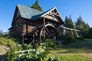 Images Dated 17th December 2008: Old mill El Viejo Molino, Chubut, Patagonia, Argentina, South America