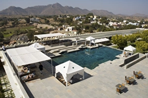 Old fort of Devi Gath (Devi Garh) now a heritage hotel
