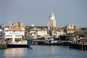 Images Dated 29th July 2008: Old Harbour area, Portsmouth, Hampshire, England, United Kingdom, Europe