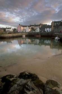 Aberdeenshire Prints: Old harbour dating from the 17th century