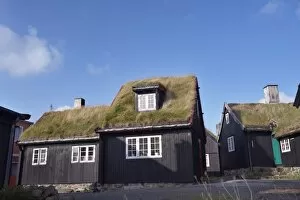 Images Dated 21st September 2008: Old houses and turf-roofed buildings in historic Tinganes district, Torshavn