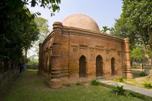 Images Dated 25th December 2007: Old Mosque in Soneragon, Bangladesh, Asia